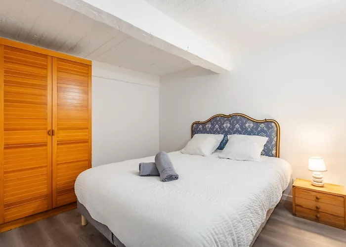 Central, 2 Chambres, Charmant.