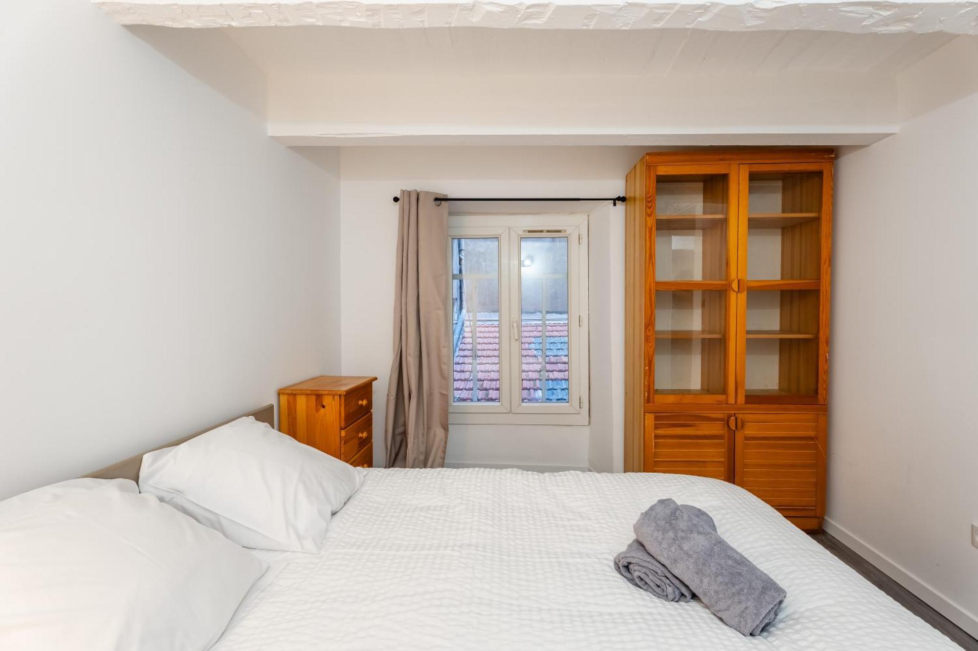 Apartment Central, 2 Chambres, Charmant. *