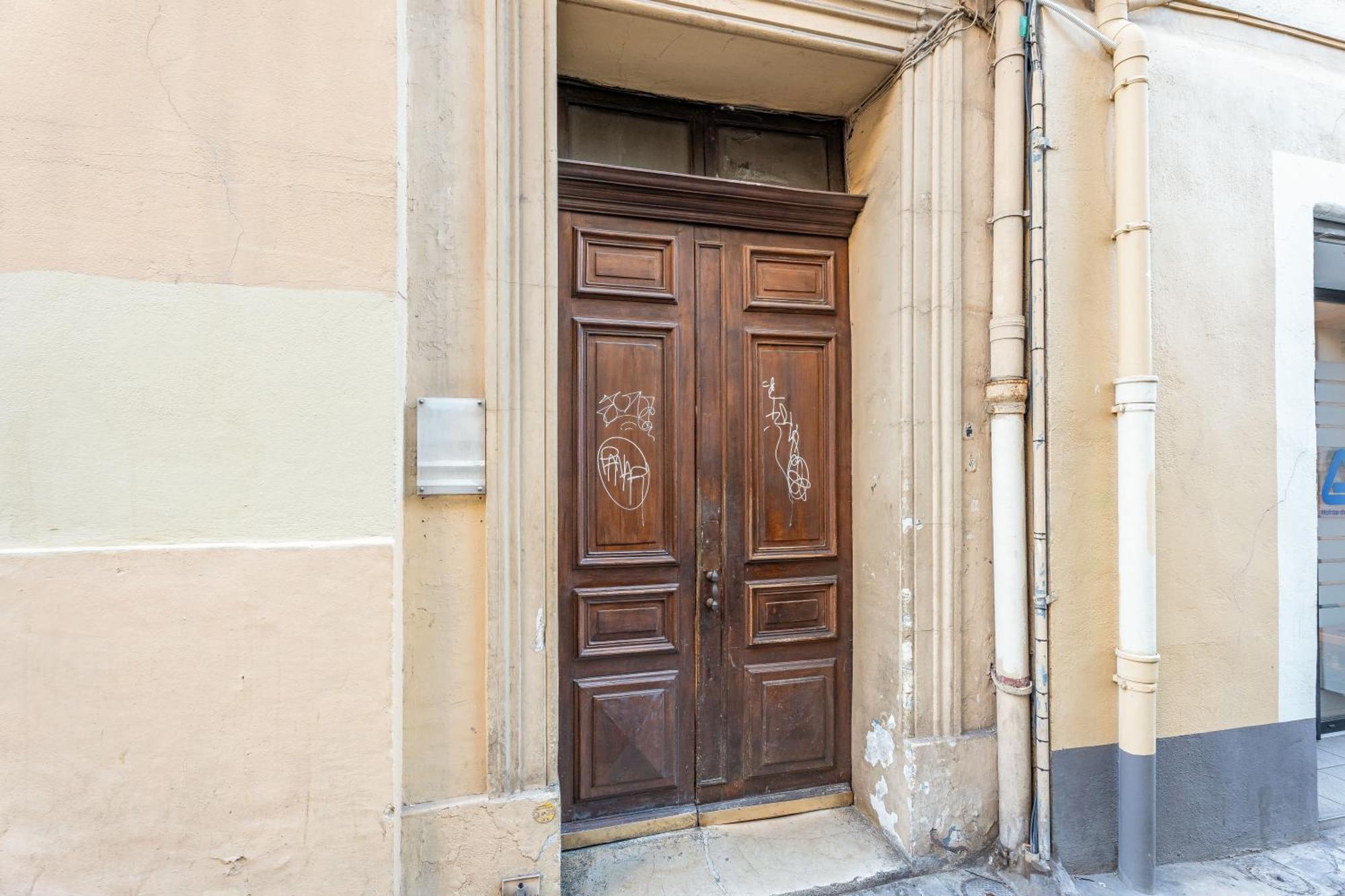 Central, 2 Chambres, Charmant. *